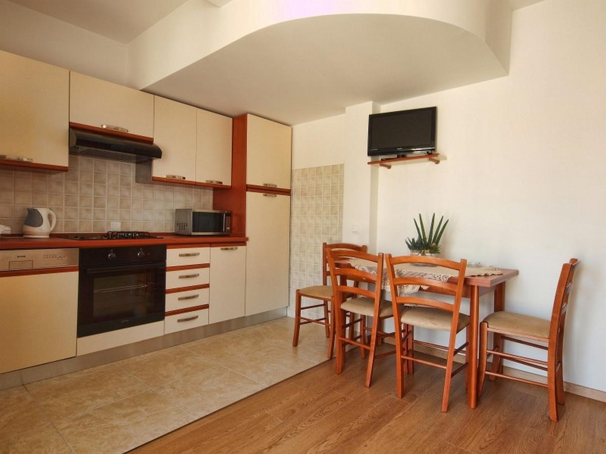 Anuska Apartman *